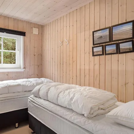 Front In With Sauna *
